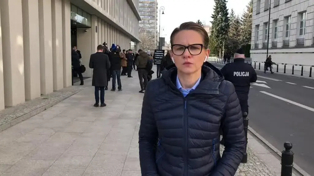 WIDEO1
