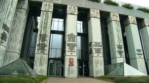 Na tym polega zniesienie trójpodziału władzy