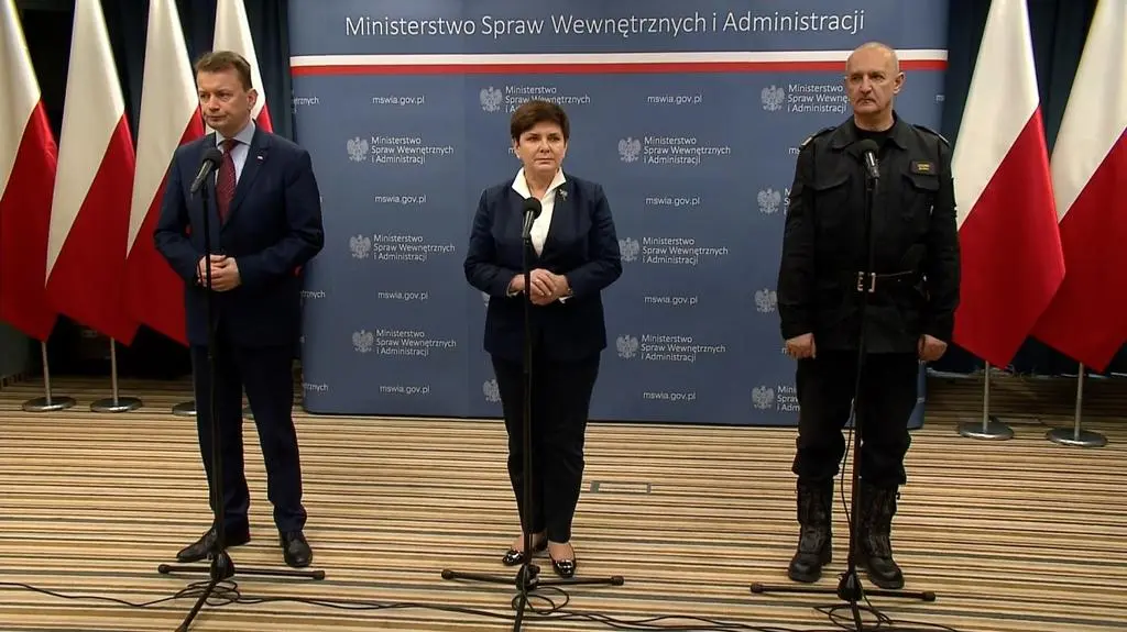 Całą konferencja premier Beaty Szydło na temat sytuacji pogodowej