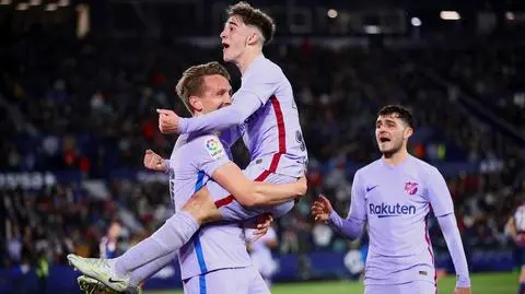 Trzy karne i jeszcze więcej zwrotów akcji. Szalony mecz Barcelony