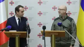 Sebastien Lecornu i Ołeksij Reznikow  