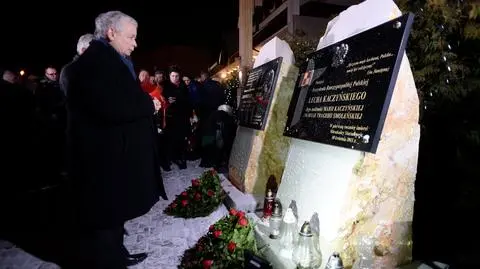 Jarosław Kaczyński po mszy świętej w Kościele pw. Wszystkich Świętych w Starachowicach