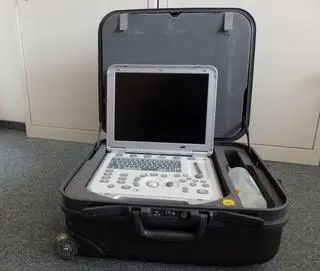 Policjanci pomogli odzyskać skradziony aparat USG