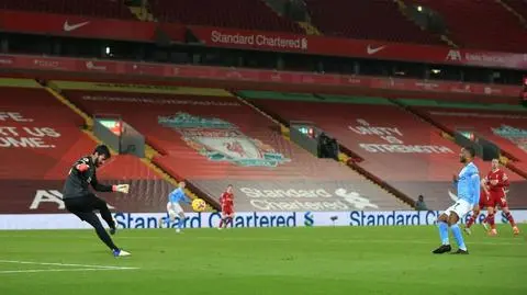 "Może miał zimne stopy". Klopp tłumaczy wpadki bramkarza