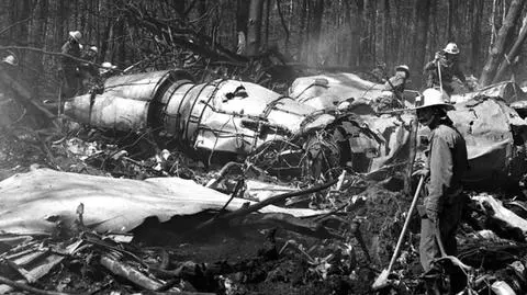 "Cześć, giniemy!". Katastrofy w podwarszawskim lesie nie przeżył nikt