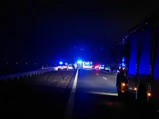 Kobieta i mężczyzna zginęli w wypadku na S5