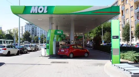 Węgry wprowadzą maksymalne ceny paliw na stacjach