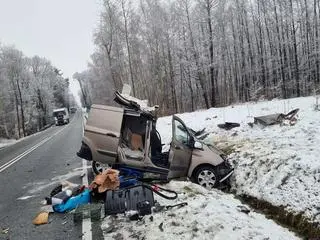 Do groźnego wypadku doszło na trasie z Tarnowa do Kielc