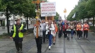 Wrocławscy pielgrzymi przed Jasną Górą