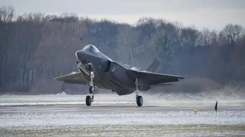 Holenderskie F-35 przyleciały do 22 Bazy Lotnictwa Taktycznego w Malborku