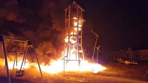 Pożar na placu zabaw w Opolu