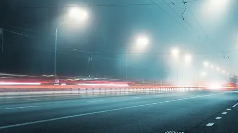 Noc mglista, za dnia dużo chmur i deszczu