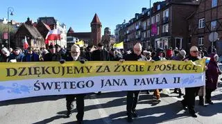 Gdańsk, 02.04.2023. Narodowy Marsz Papieski wdzięczności za św. Jana Pawła II