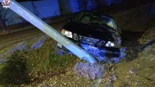 13-latek zabrał mamie kluczyki od samochodu i pojechał spotkać się z dziewczyną 