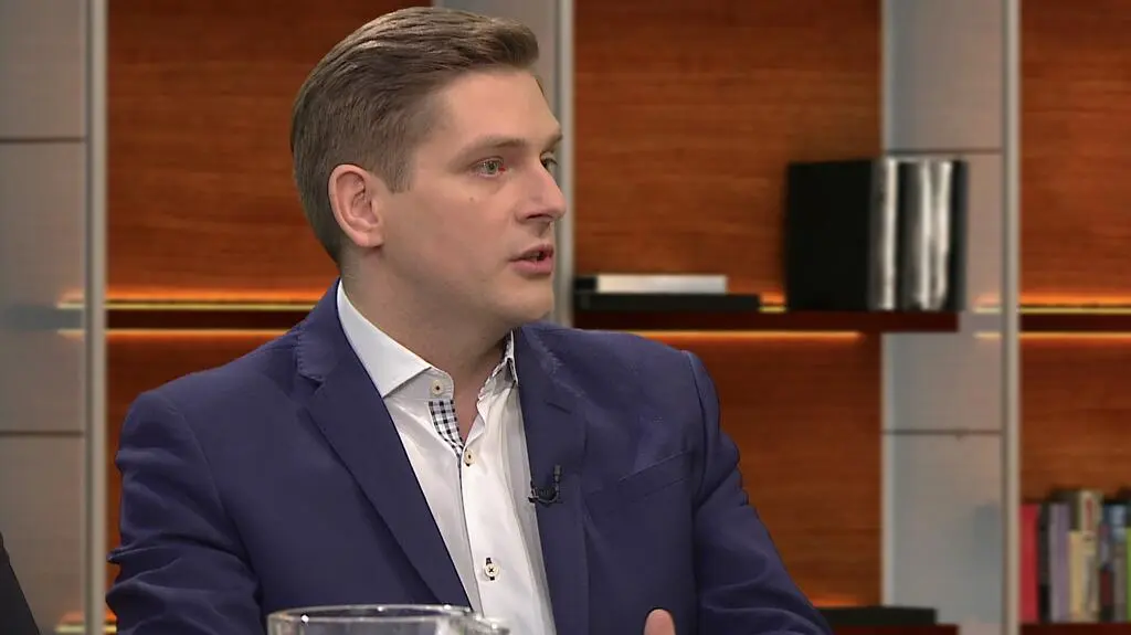 Kownacki (PiS): nie możemy się wycofać z ustaleń ws. uchodźców