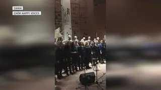 Happy Voices choir sing "Silent Night" in Danish