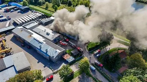 Płonie hala w Nowej Hucie