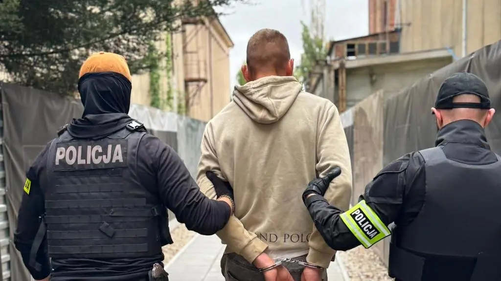 Policjanci zatrzymali dwie osoby