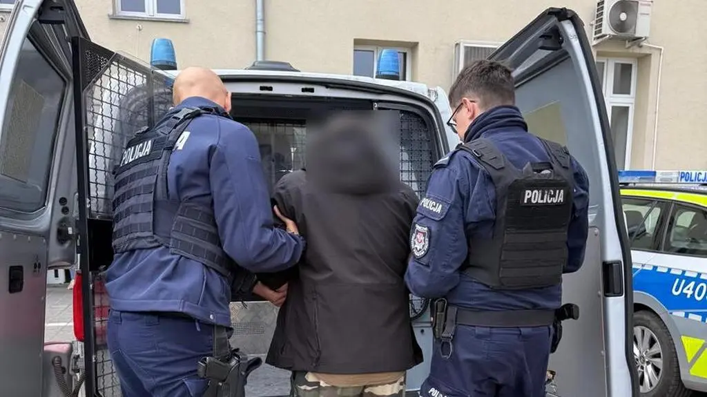 Policjanci zatrzymali trzy osoby
