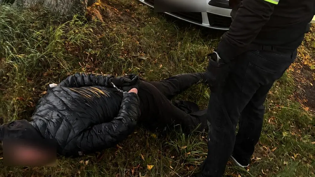 Policjanci zlikwidowali dziuplę samochodową