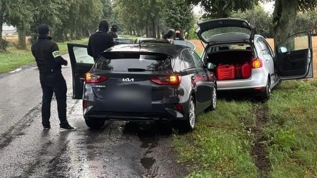 Policjanci zlikwidowali dziuplę samochodową