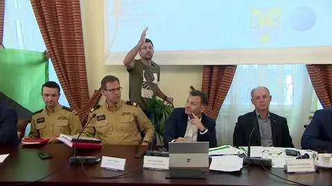 Obawy przed skażeniem po pożarze składowiska chemikaliów