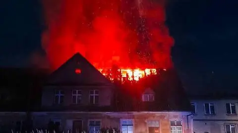 Pożar pałacu w Biebrowie