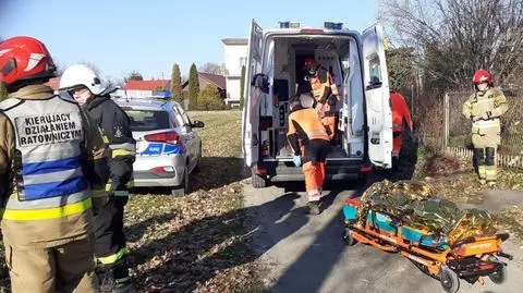 "Nie mogła wydostać się z pułapki". 82-latka na pomoc czekała cztery dni, przygniotła ją szafa