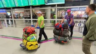 Himalaiści Adam Bielecki i Mariusz Hatala wrócili do Polski z Nepalu