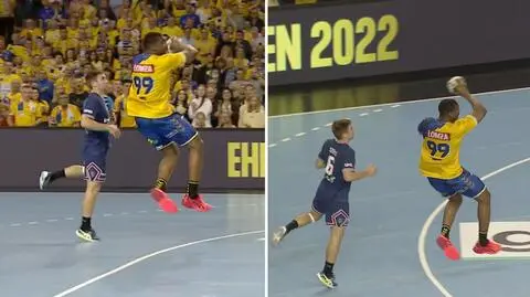 Obrócił się o 360 stopni i rzucił. "To wpadło?"