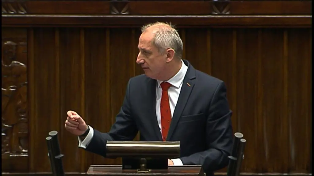 Neumann: to pan jest odpowiedzialny za ten spektakl