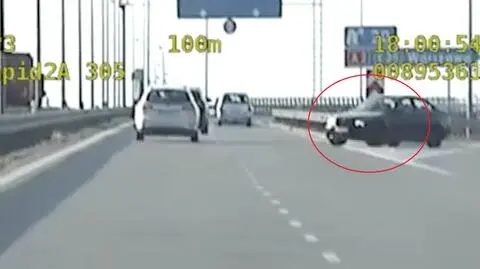 Pomylił drogi, zawrócił na węźle autostradowym. 21-latek bez prawa jazdy zatrzymany