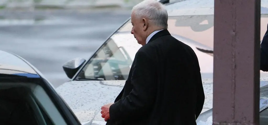 Trzęsienie ziemi w PiS. Kolejne