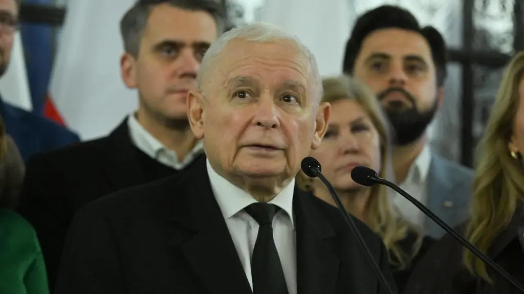 Kaczyński: Morawiecki rozbił PiS, by układać się z Tuskiem