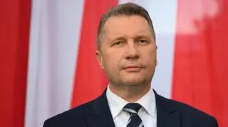 "Upadł mit". Burza po słowach Czarnka