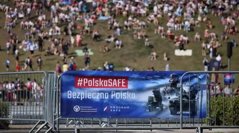 Przygotowania do defilady wojskowej