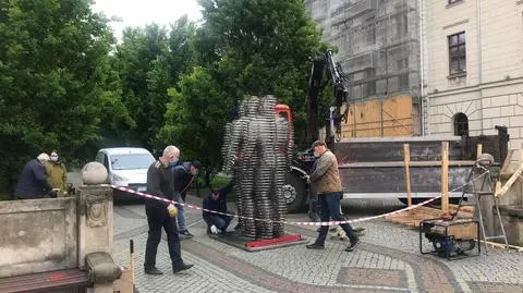 Golema w czwartek ponownie ustawiono w Poznaniu