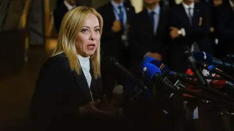 Miesiąc miodowy rządu Meloni. Włoska prawica coraz silniejsza?