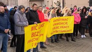 Protest przedsiębiorców przed Urzędem Miasta Krakowa