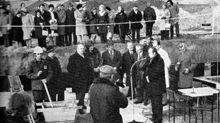 Wmurowanie kamienia węgielnego w 1974r