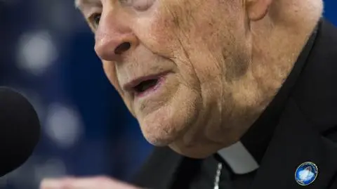 Jan Paweł II wyniósł go na kardynała, Franciszek usunął ze stanu kapłańskiego. Kim jest Theodore McCarrick?