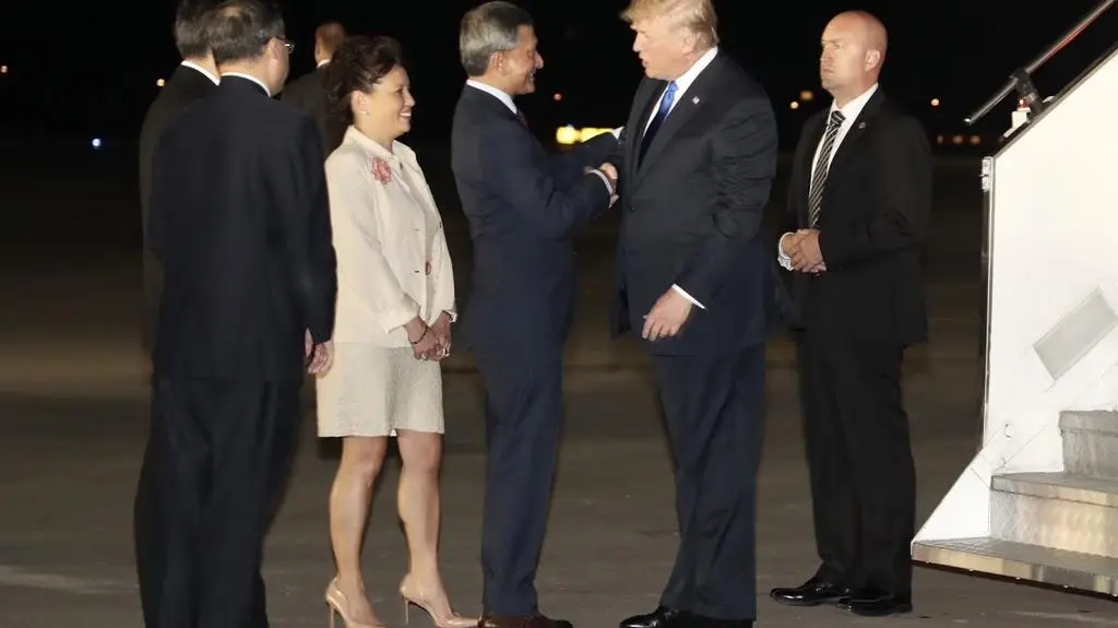Żaden nie wygląda na takiego który słucha dyplomatów
