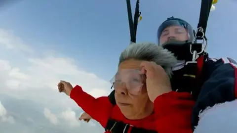 Babcia wyskoczyła ze spadochronem. W ogóle się nie bałam