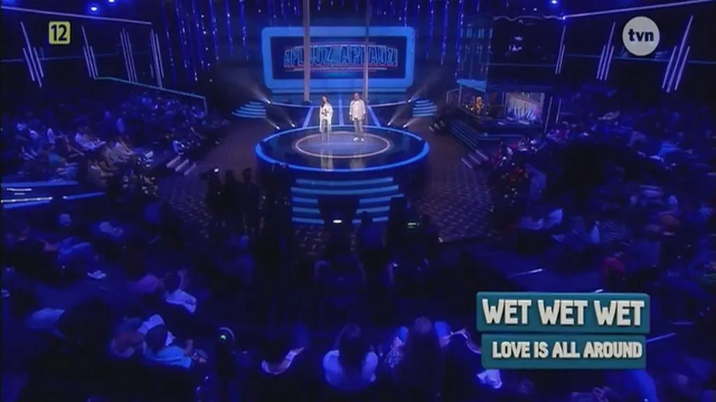 Malwina i Maciej w utworze Love is all around