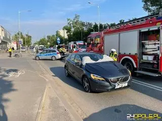 Wypadek na przejściu w Opolu. Rowerzysta trafił do szpitala