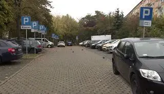 Parking na osiedlu Przyjaźni w Poznaniu