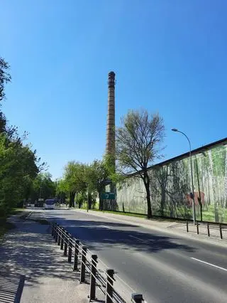 Komin jest w ewidencji zabytków, hala produkcyjna ma być zaś chroniona wpisem do planu miejscowego  