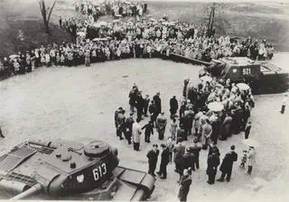 Otwarcie muzeum - 9 maja 1965 roku