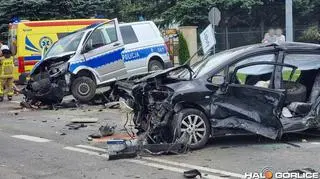 Zderzenie radiowozu z osobówką w Szymbarku (woj. małopolskie)