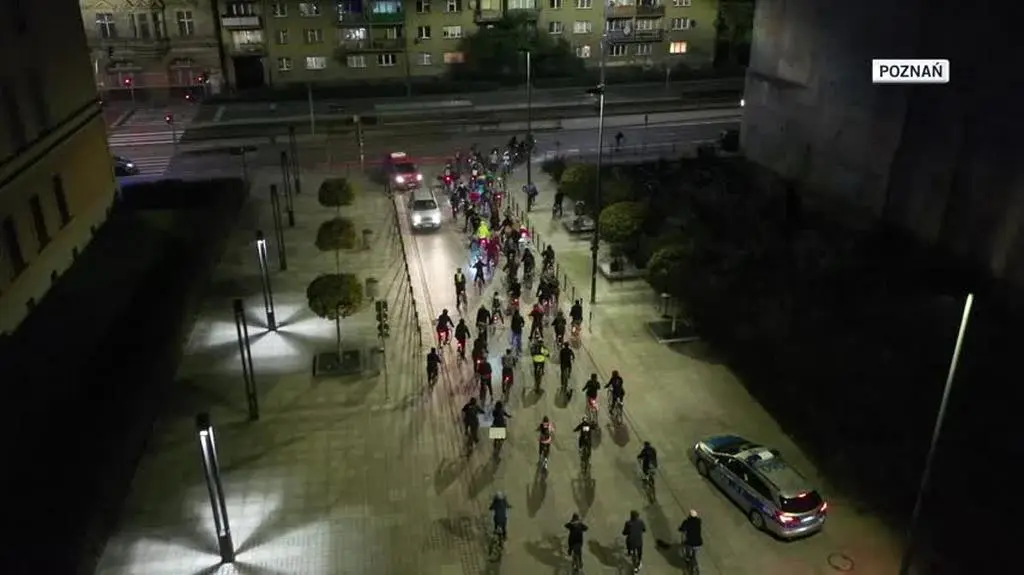 0611N018X PROTESTY MIX1